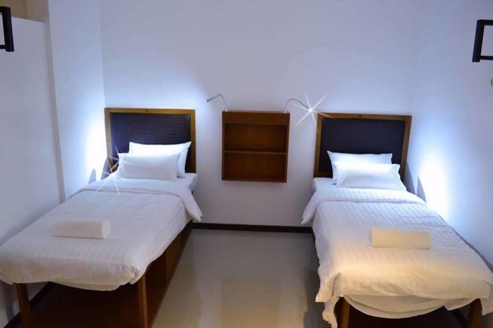 The Lantern Hostel, Chalong ,Phuket Kültér fotó