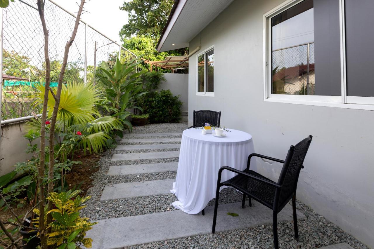 The Lantern Hostel, Chalong ,Phuket Kültér fotó